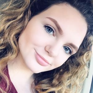 Meet your Posher, Camryn